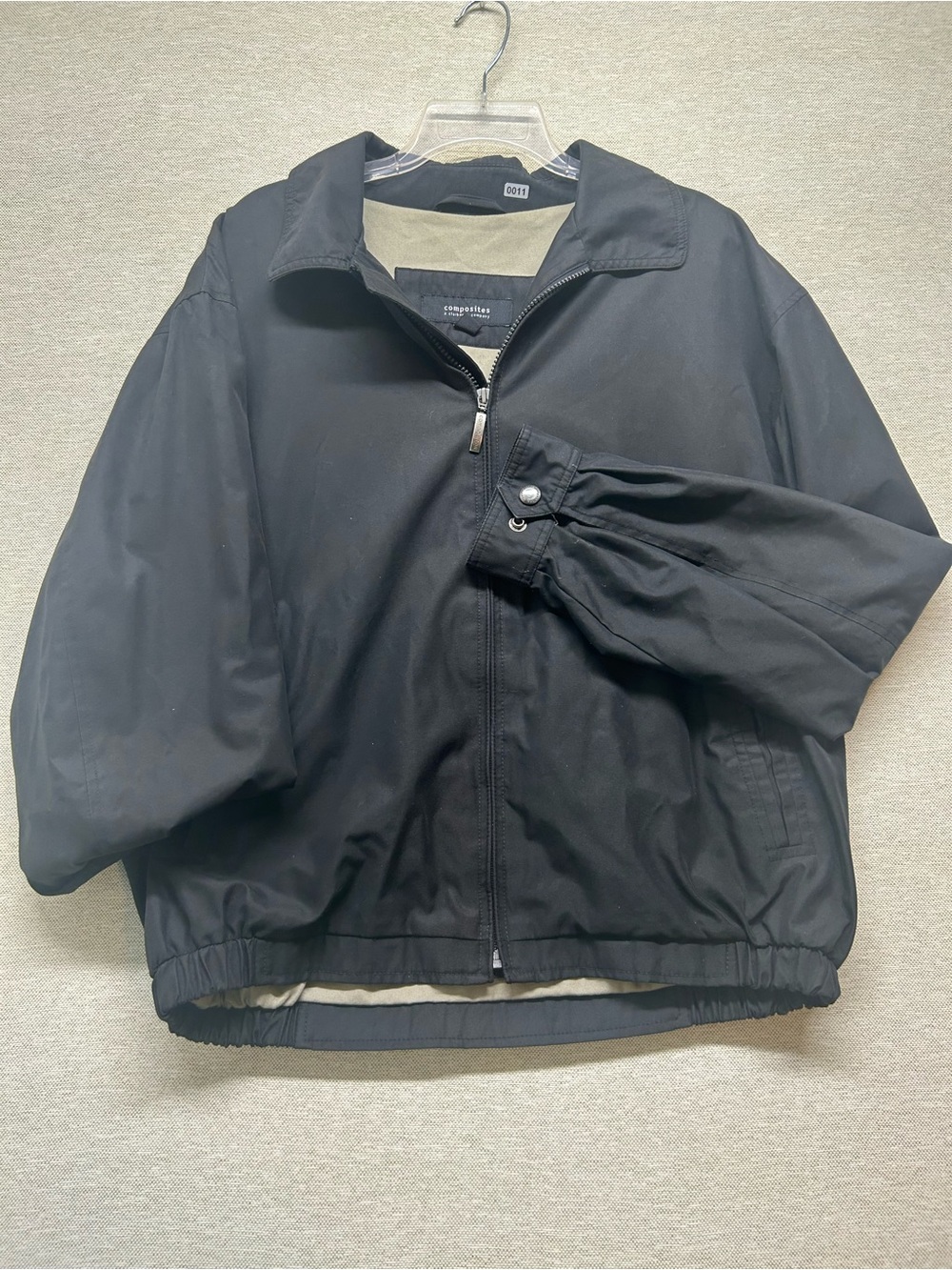 Composites Black Men's Windbreaker Jacket with Collar Zip